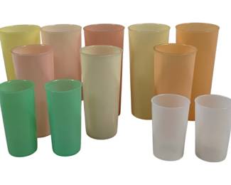 753 - 12 Assorted Tupperware Tumblers 3.5", 6", 7"
