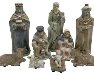 979 - Nativity Set, 9 Figures
