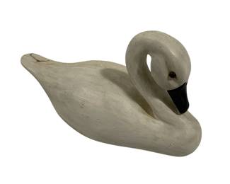 251 - Wooden Swan 5 x 12 x 7
