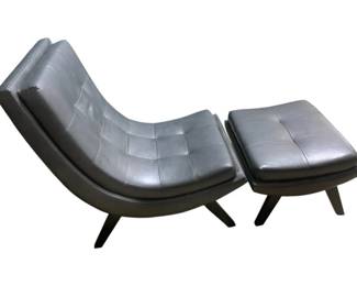 2526 - Scoop Chair w/ Matching Ottoman 26 x 35 x 36 chair
