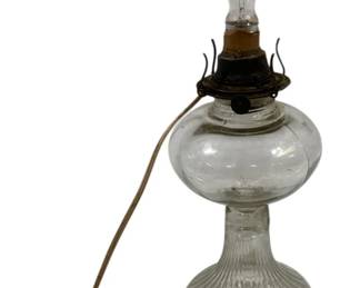 1369 - Electrified Oil Lamp 16" used as-is electric/electronic/mechanical item - no guarantee all components, untested
