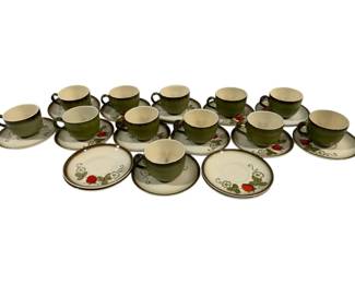1439 - 30 pc Metlox California Strawberry Cups/Saucers
