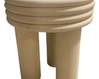 2600 - Wildwood Scala Accent Table 19 x 16
