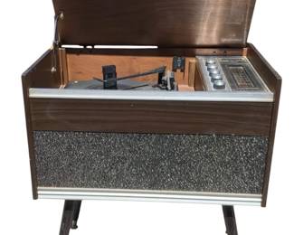 3331 - Vintage Delmonico Model 23S Stereo