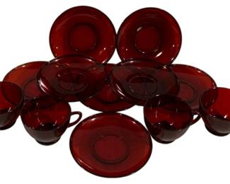 954 - 12 pcs Ruby Red Glassware
