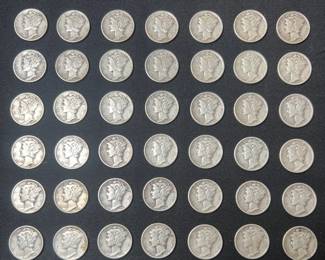 716 1945 Mercury Dimes