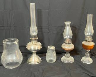 769 Atq Lamps Hurricanes