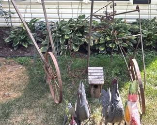 807 Atq Outdoor Decor