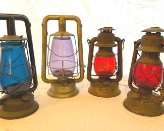 007 004 Atq Dietz Lantern Set 3