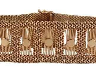 Lot 577 18kt Gold Articulated Bracelet
