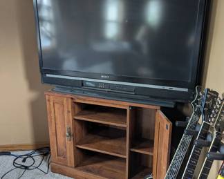 TV (has two extra bulbs) and TV stand