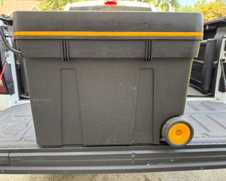 Tool chest