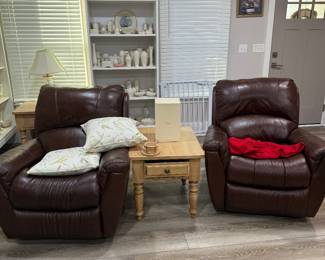 Recliners & end tables