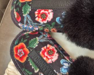 New With Tags Johnny Was Ardell faux fur slippers, Size 8