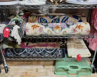 There are several rugs!