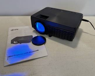 GPX Mini Projector with Bluetooth