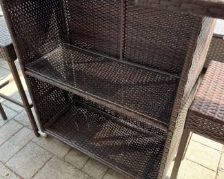 Very nice 5-piece outdoor patio bar set 