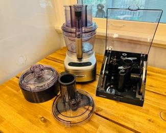 Cuisinart Food Processor, completely loaded!