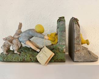Super cute Classic Winnie the Pooh bookends