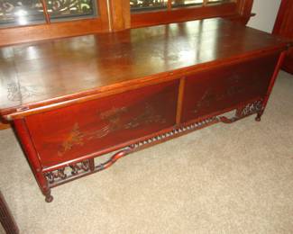 Vintage Cedar Chest (aka Hope Chest for new Brides)