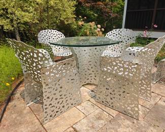 401 Richard Schultz for Knoll Topiary Dining Set, Table & 4 Chairs 42" table, chairs 26.5x24x34