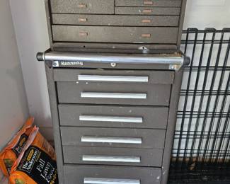 Kennedy rolling tool chest