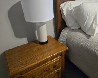 Oak nightstand, white lamp with USB power outlets