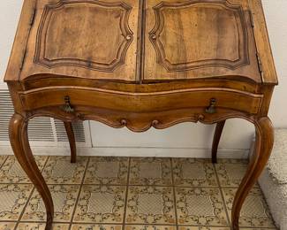 Online Auction Item