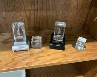 3D Laser Etched Crystal Cubes with Light Bases