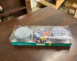 Pioneer Woman Candle Tin Set