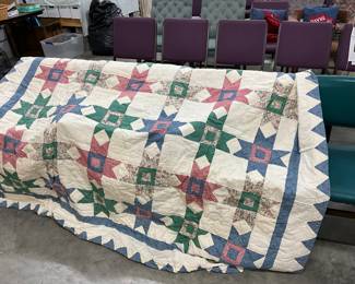 Star Pattern Quilt
