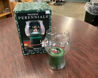 Pfaltzgraff Perennials Snow Village Floating Candle Holder