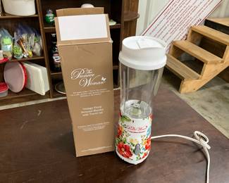Pioneer Woman Personal Blender w/Travel Lid