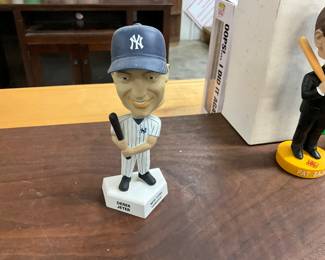 Derek Jeter 2001 Upper Deck Play Makers Bobblehead