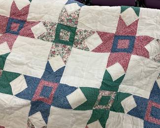 Star Pattern Quilt