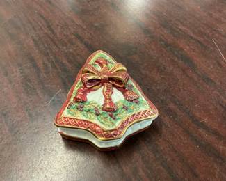 International Bazaar Porcelain Christmas Tree Trinket Box