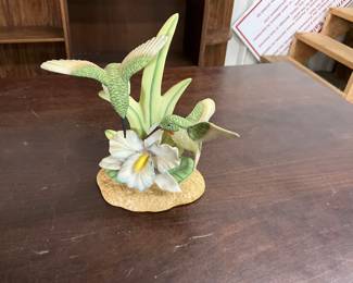 Lefton Porcelain Hummingbird Figurine