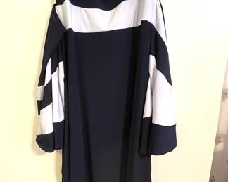 Nina Leonard Size L