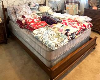 Linens & Quilts