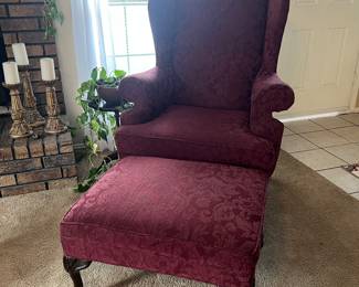 This chair is in great condition. The chair and ottoman are priced together.