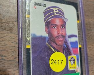 BASEBALL CARD BARRY BONDS