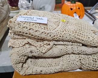 CROCHETED TABLE CLOTHES