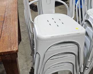 METAL CHAIR LOT