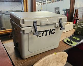 RTIC COOLER