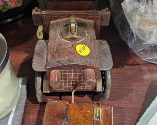 VINTAGE WOOD CAR CIGARETTE LIGHTER