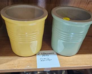 FAMILY HERITAGE STONEWARE POTS