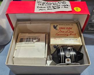 FISHING REEL