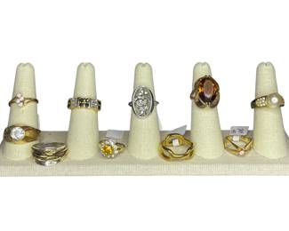 Vintage & modern costume rings 