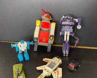Vintage 80’s Transformers toy large collection 