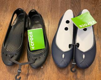 New Crocs flats 